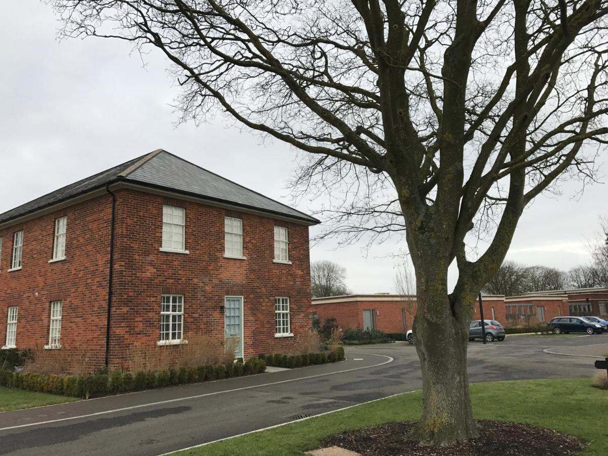 The Officers' Mess - The Garden Quarter Villa Bicester Eksteriør bilde
